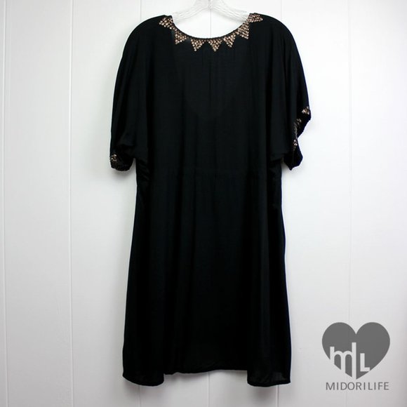 MR AND MRS WARDROBE Swim Cover-up Dress - Picture 2 of 7